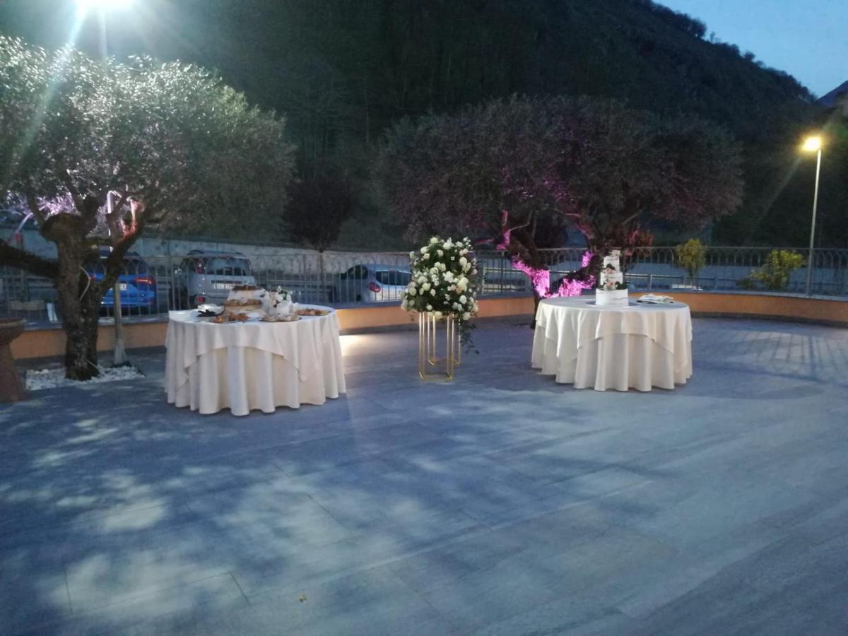 Hotel Ristorante Villa Terry Лаурия Инфериоре Экстерьер фото