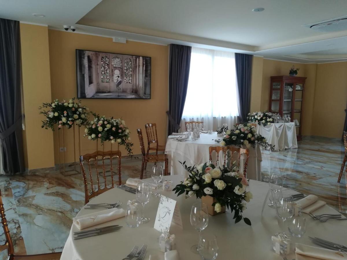 Hotel Ristorante Villa Terry Лаурия Инфериоре Экстерьер фото